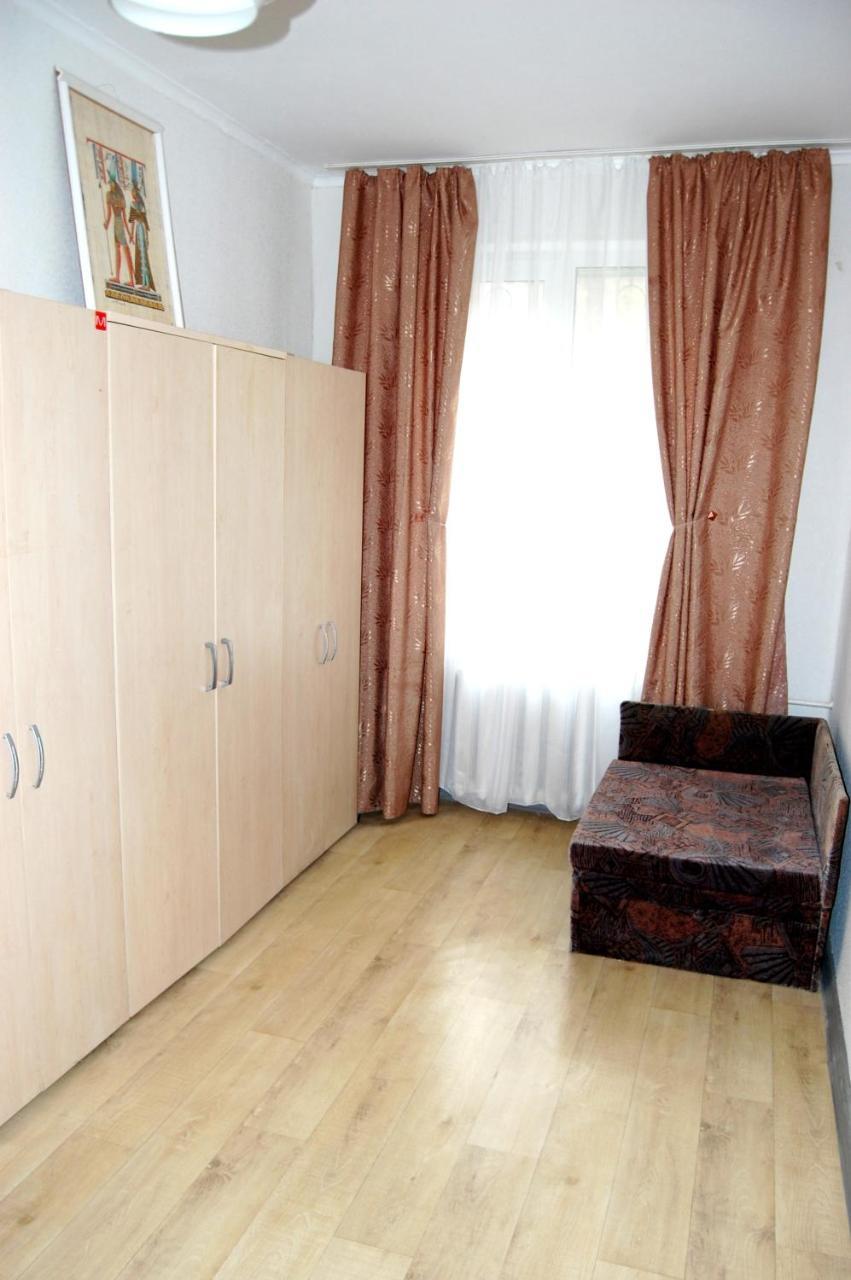 Standard Apartment On Umanskaya Kijów Zewnętrze zdjęcie